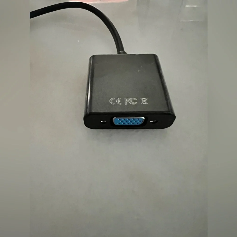 Display Port Male to VGA Female Adapter - NEW